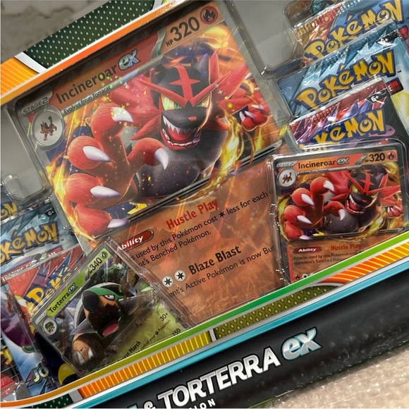 New! Pokémon TCG Incineroar ex and Torterra ex Special Collection Box - Picture 4 of 7